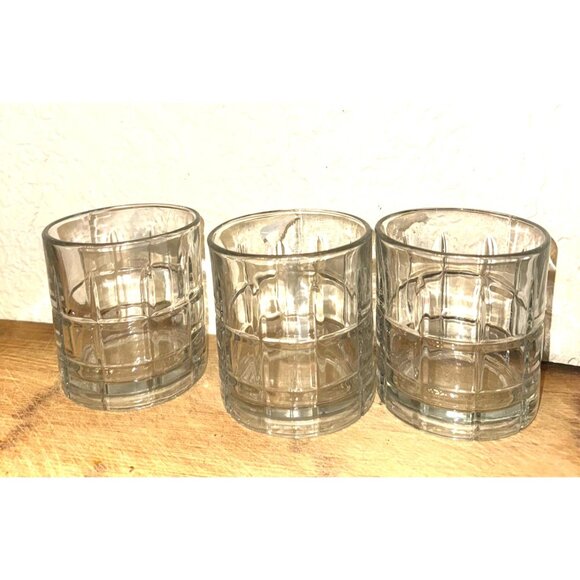 Set Of 3 Anchor Hocking Whiskey Glasses 3" Tall Clear Glass Tumblers - Picture 2 of 6